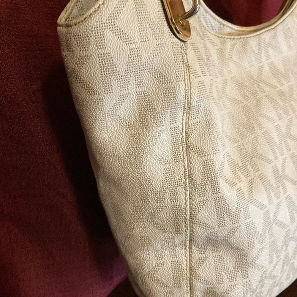 Mk Michael Kors signature logo embossed Satchel tote shoulderbag